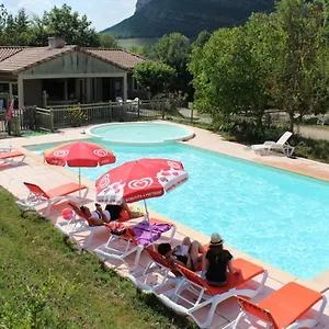 causses-vallees-vacances.midipyreneeshotels.com/